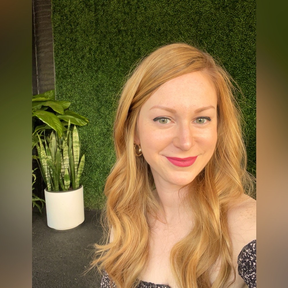 Meet your Posher, Nicole